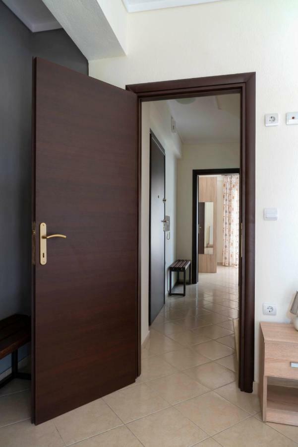 Alexandros Maisonettes Nea Moudania Exterior photo