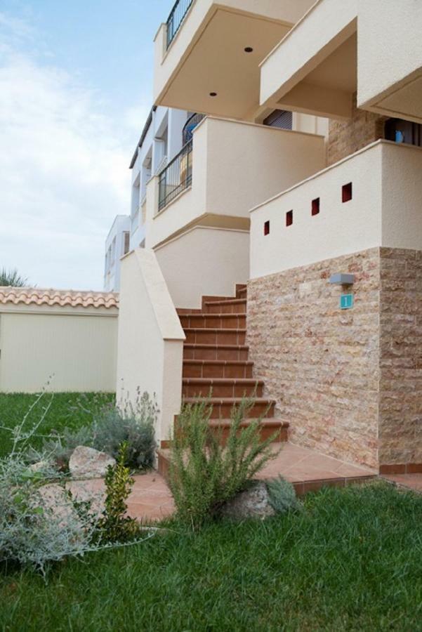 Alexandros Maisonettes Nea Moudania Exterior photo